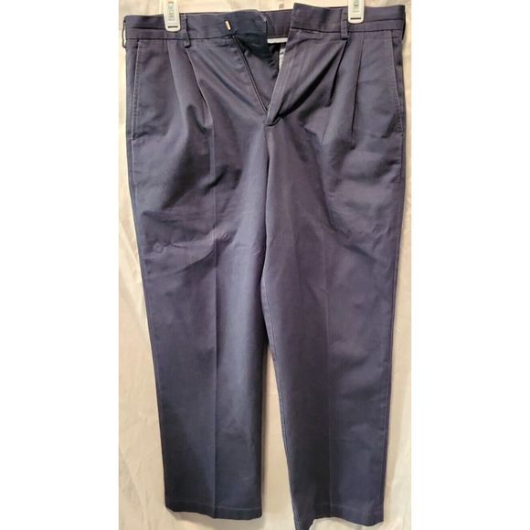 Duluth Trading Company Mens 36x30 Pleated Gray Slacks - Picture 1 of 3